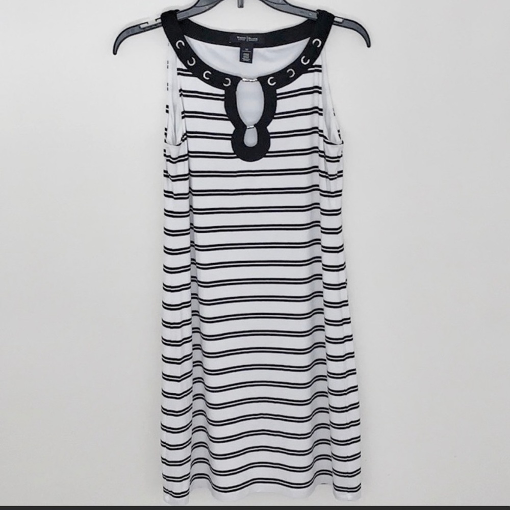 White House Black Market Sleeveless Dress XS black and white, like new condition